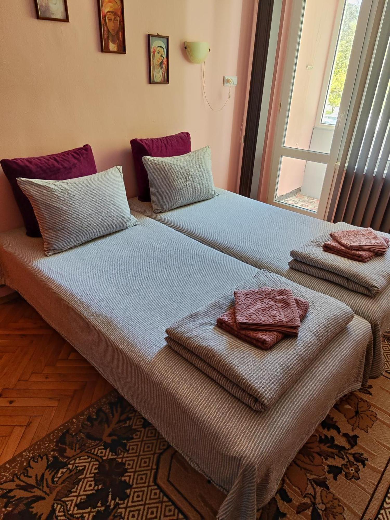 Ferienwohnung Сладкият Кът На Радост Burgas City Exterior foto